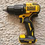 Нов комби винтоверт Dewalt DCD709  Деволт