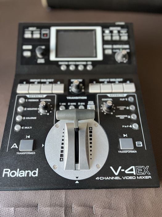 Mixer Video Roland