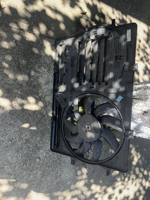 Vand față completa audi a4 b8