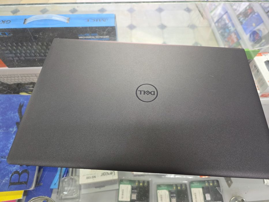 Продается ноутбук  Dell