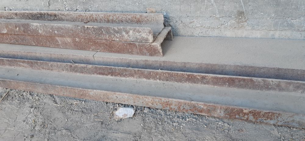 Швелер сотилади.