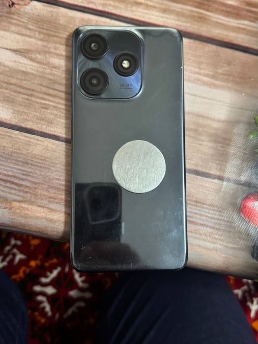 Techno spark 10c karobka bor ayb yo