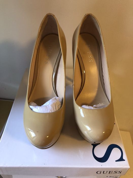 Pantofi Guess 37