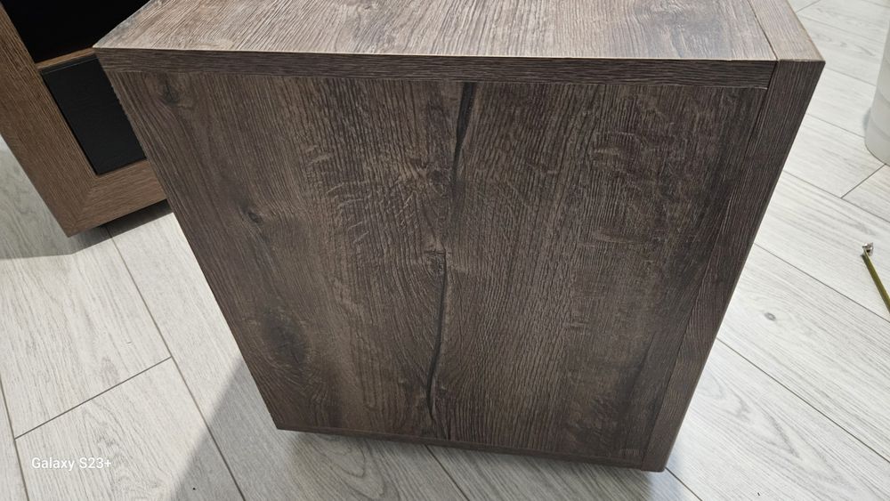 Два броя нощни шкафчета с чекмедже и LED