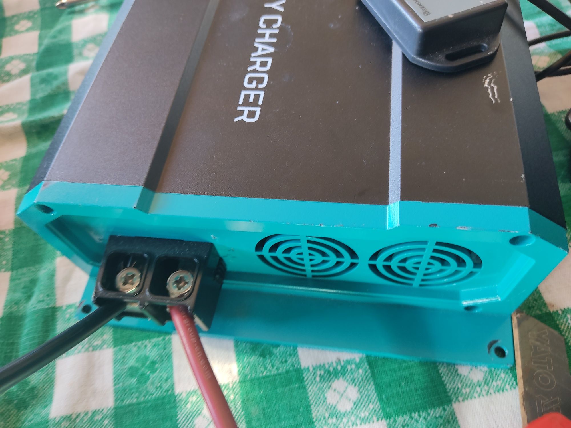 Încărcător auto Renogy dc dc 40 ah,ptr bateria auxiliara
