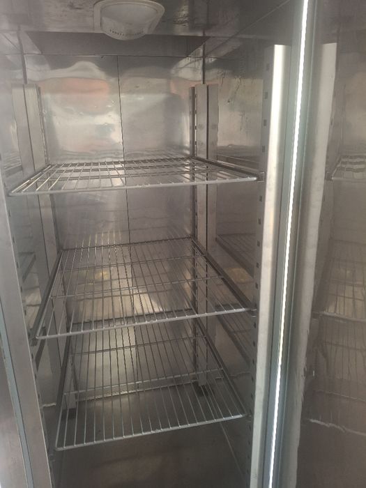 Хладилник професионален средно температурнен