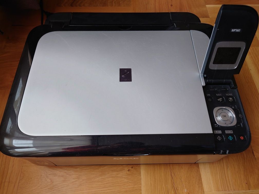 Принтер и скенер Canon Pixma MP560