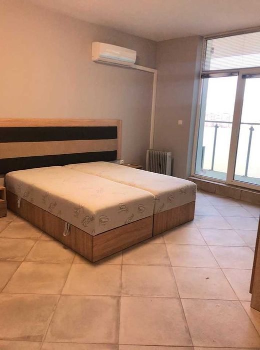 Продава се Двустаен апартамент в София, Витоша - 62 кв.м за 2904 €/кв.м - Снимка #1