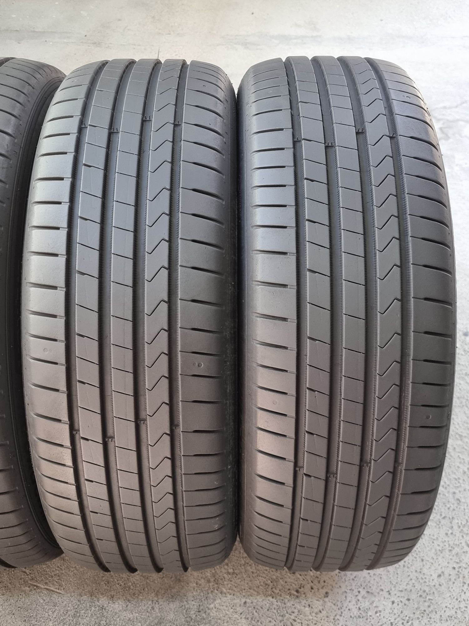 "DOT 22" 205/55/17 Hankook 4Броя: 370лв 6.5мм