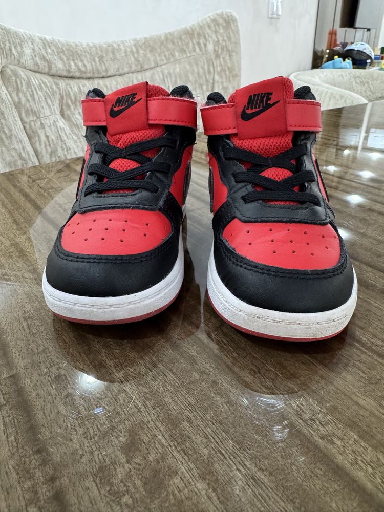 Бебешки обувки Nike 25