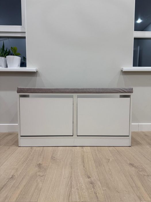 Продам тумбу для обуви (б/у)
Продаю аккуратную и удобную тумбу для обу