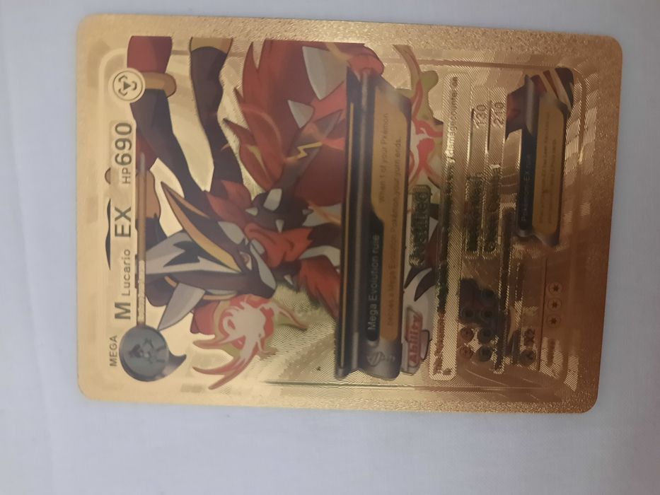 Vând cartonase pokemon golden diferite modele