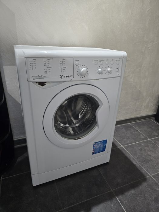 Пералня 1-5кг Indesit