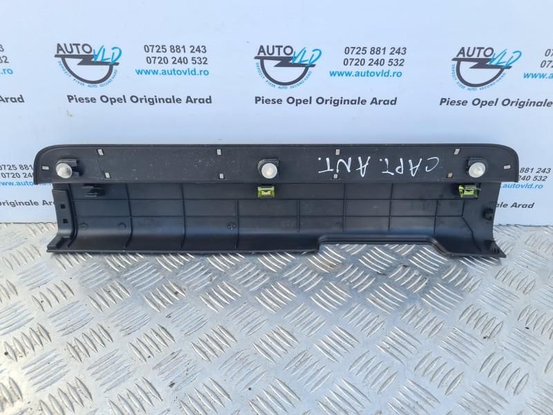 Ornament prag usa stanga fata Chevrolet Captiva facelift