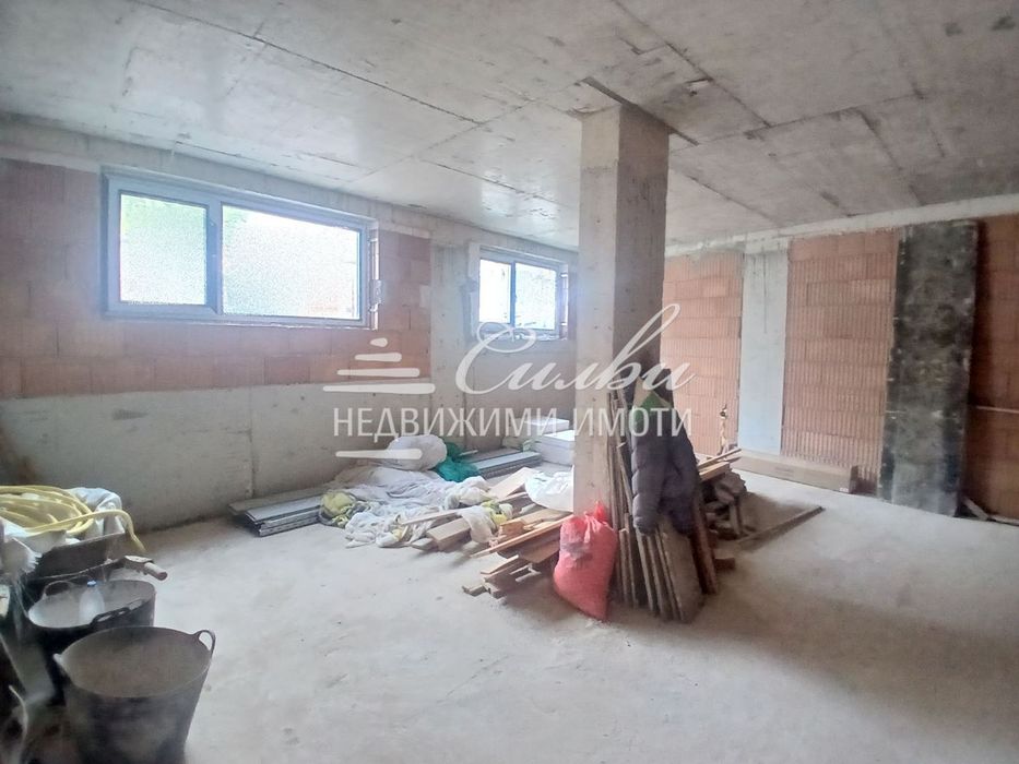 Офис НОВО СТРОИТЕЛСТВО - кв. Център!