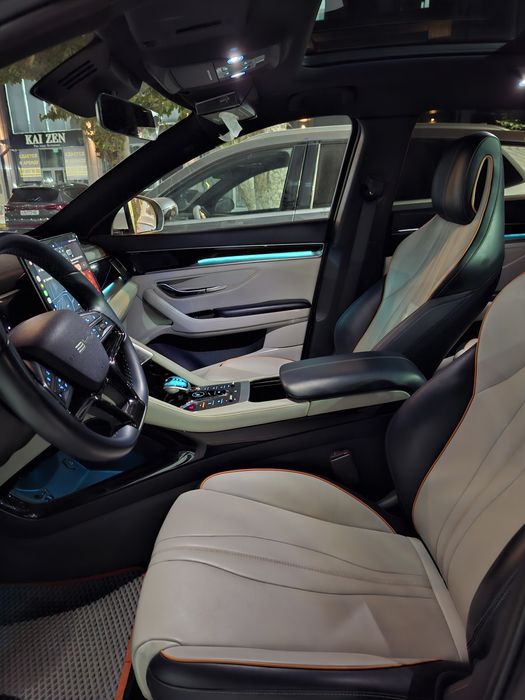 BYD Song Plus Hybrid 1 poz