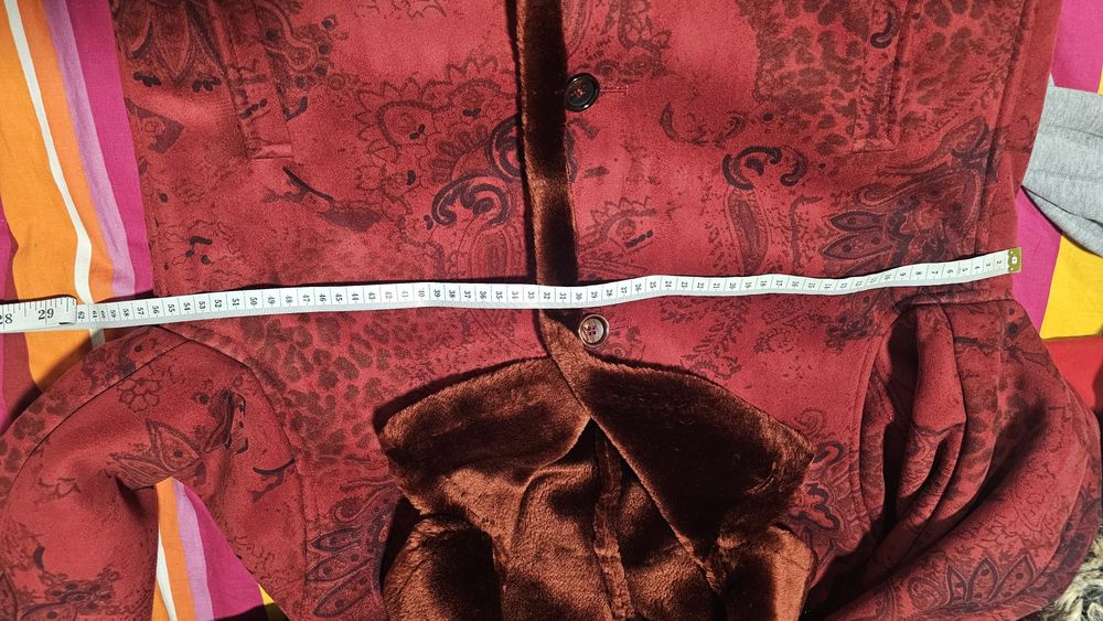 Geaca rosie de blană imblanită Xl 42