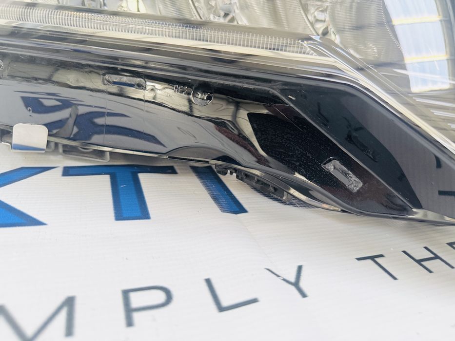 Far dreapta led Skoda Octavia 4 facelift cod 5E4941010