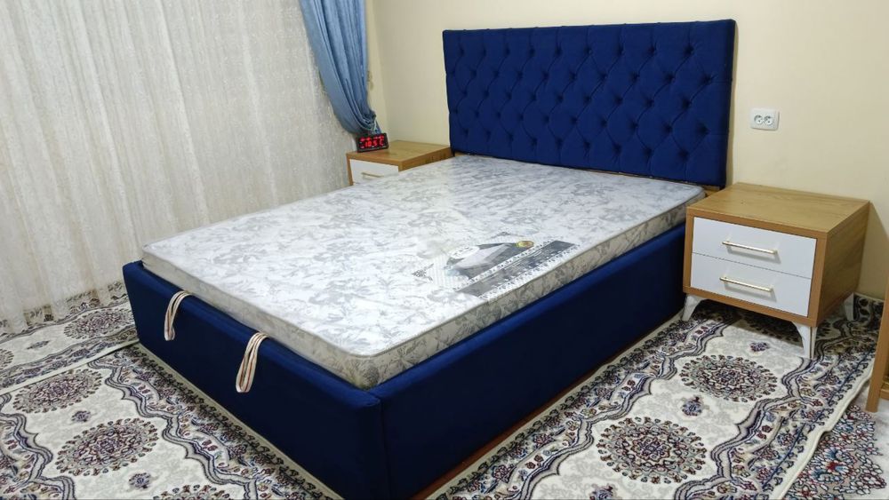 Спальни мебел сотилади