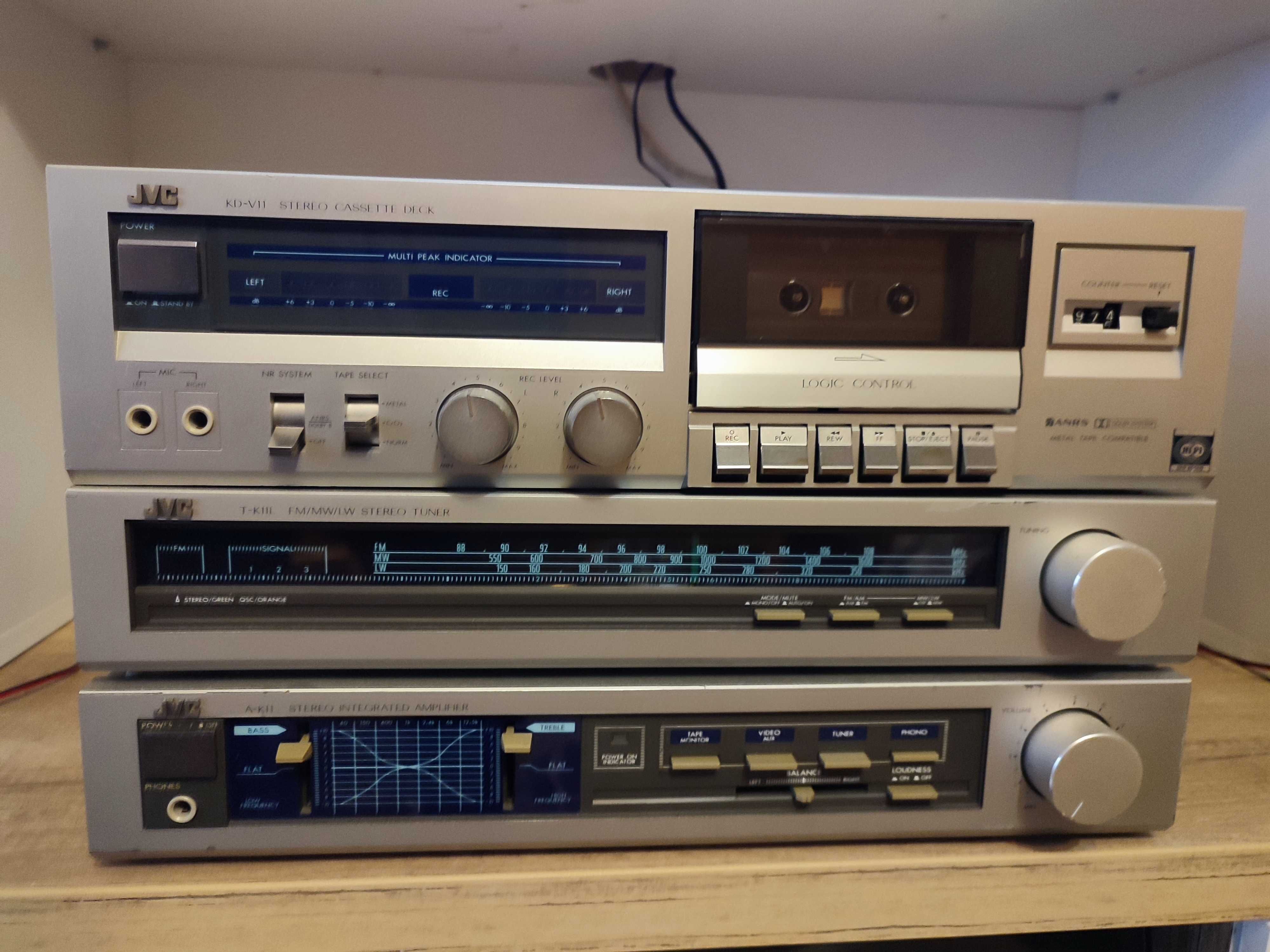Sistem audio JVC