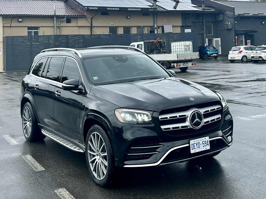 Mercedes Benz GLS 580 4.0 V8 Mild Hybrid pret 62000 Euro meg