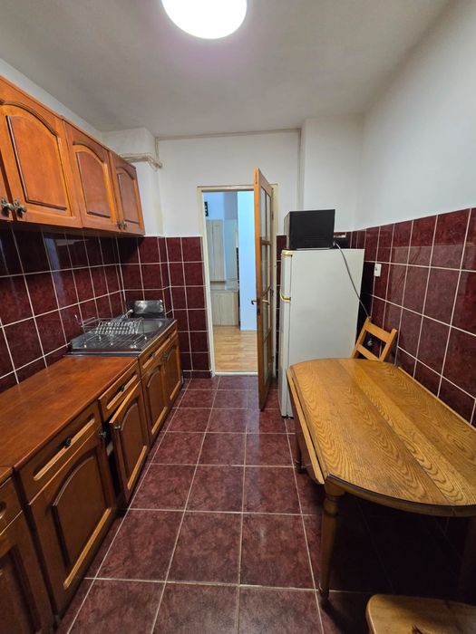 Vand apartament 2camere