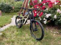 Bicicleta Cube Two15 Race 27.5 (2024)