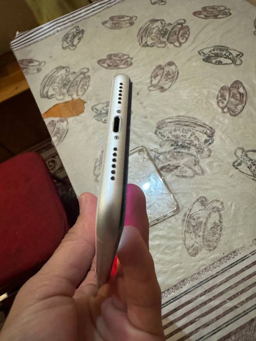 Iphone Xr sotiladi srochno