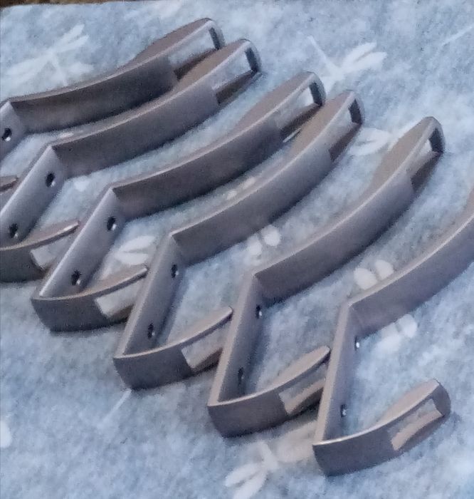 Продам крючки мебельные