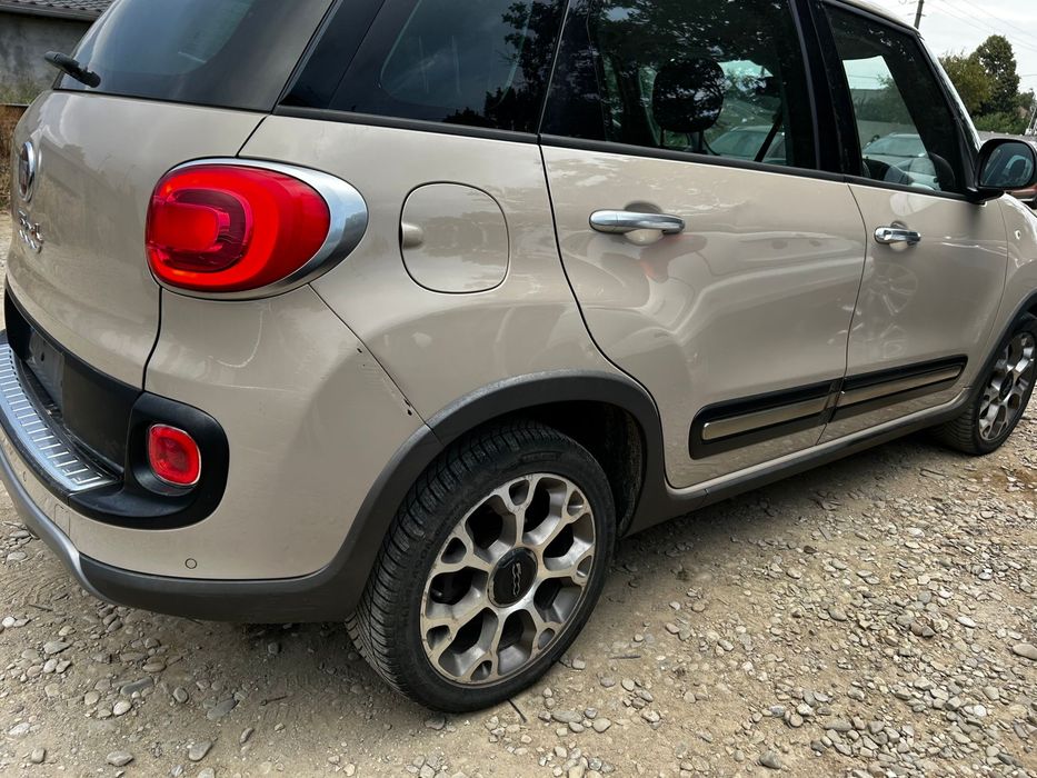 Poliță portbagaj Fiat 500 L 2014