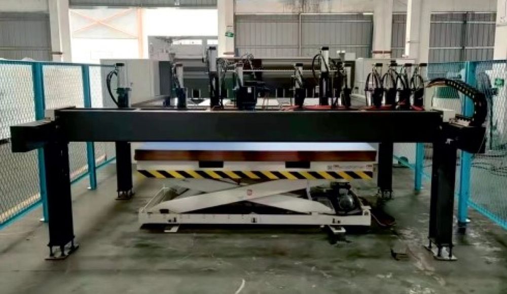 Форматно-раскроечный центр с ЧПУ JIYU KS933H