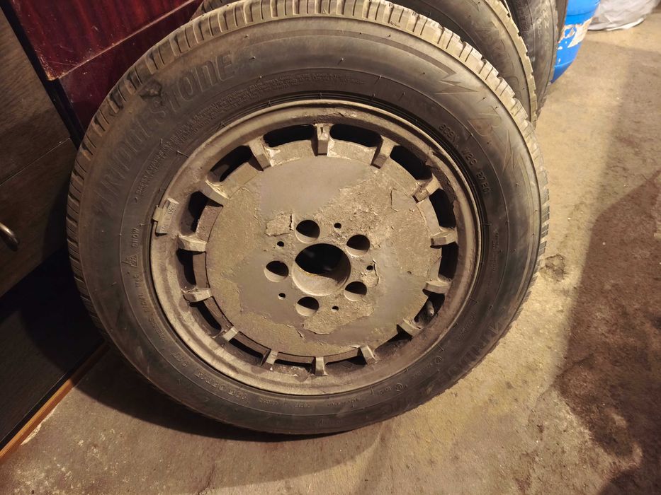 Джанти със зимни гуми 15" Mercedes