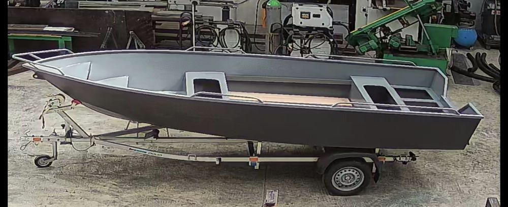 Barca aluminiu marca tabla