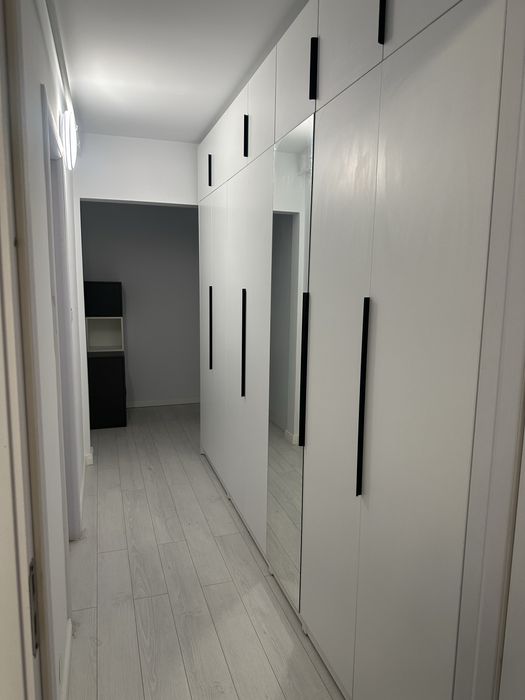 Inchiriez ap 2 camere in regim hotelier