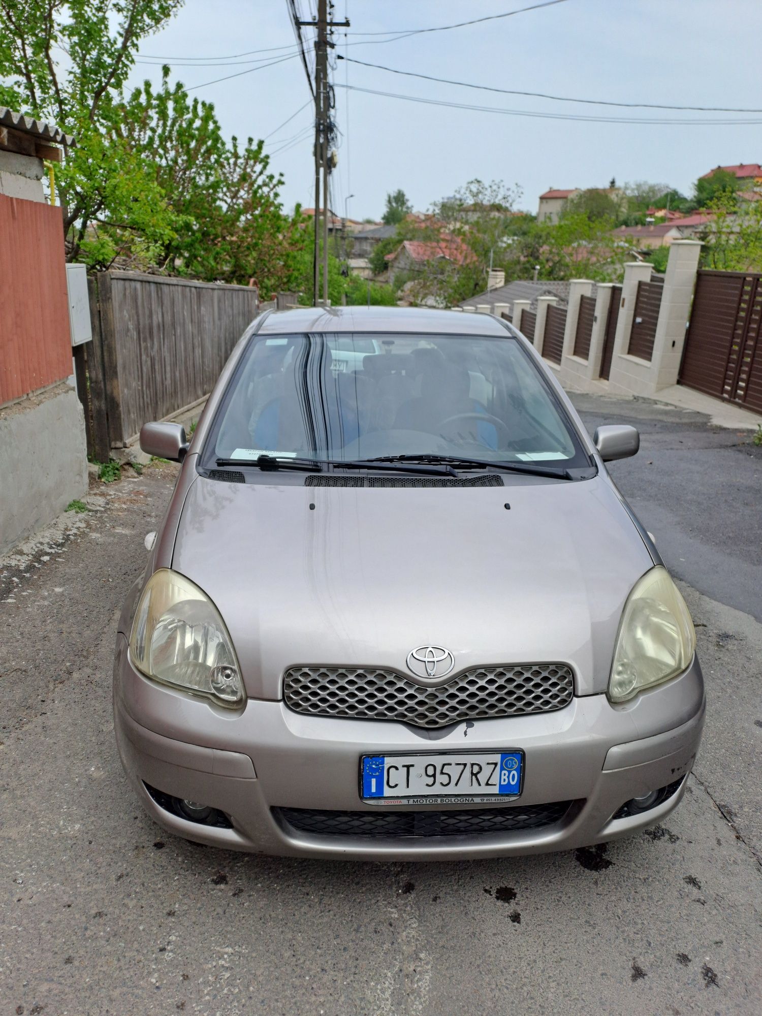 Toyota yaris 2005