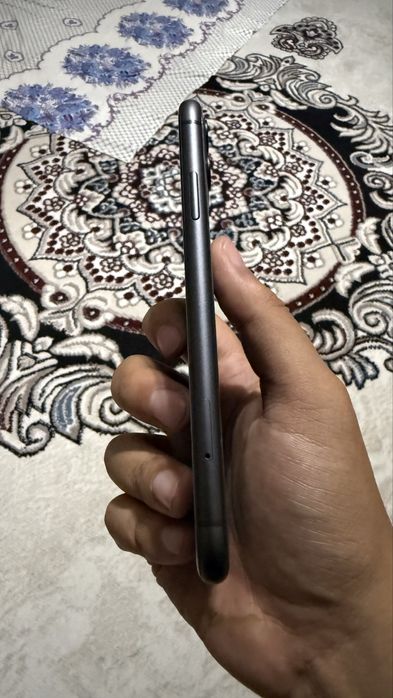 Iphone 11 black ideal