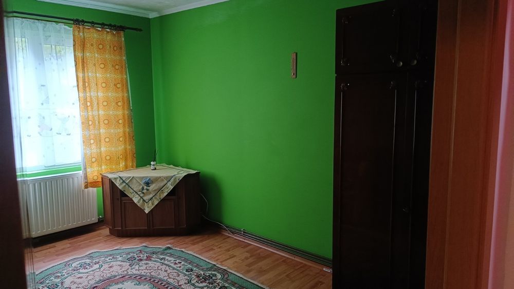 Închiriez apartament