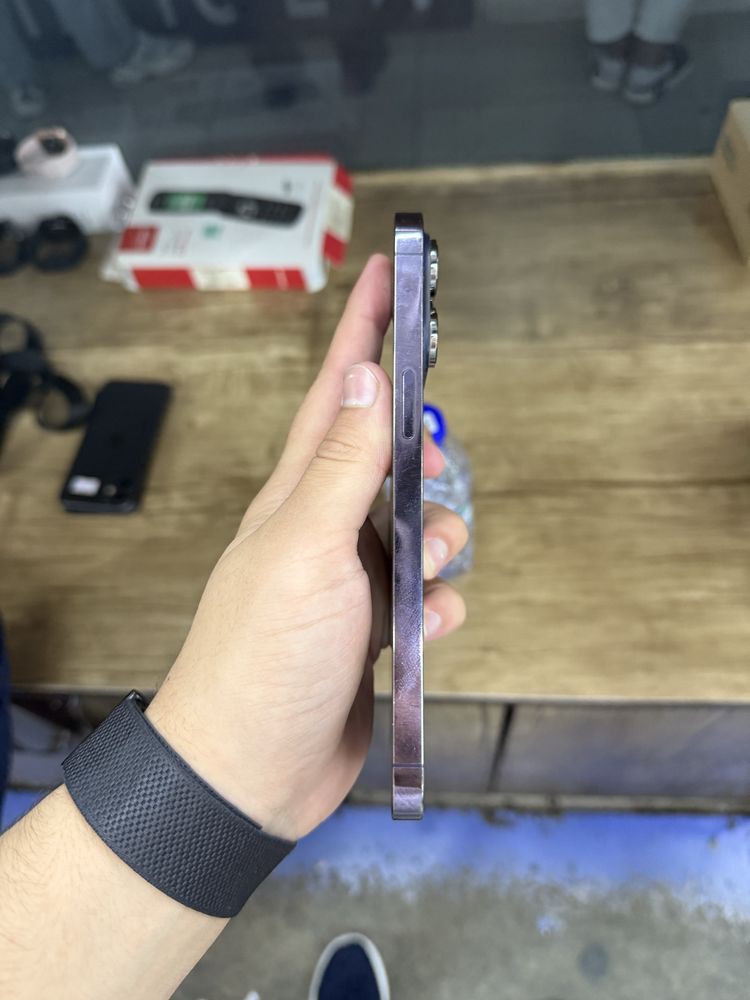 iPhone 14 ProMax sroocna