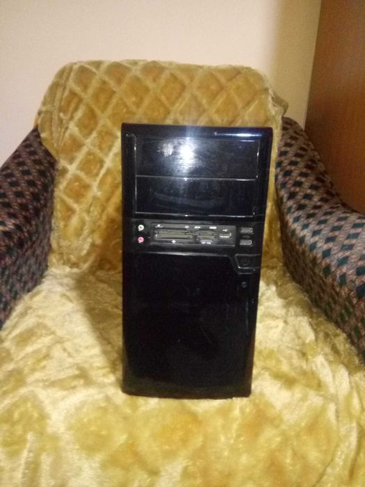 Unitate PC AMD A8 6600K 8GB DDR3 SSD 500GB GTX 1050ti 4GB GDDR5