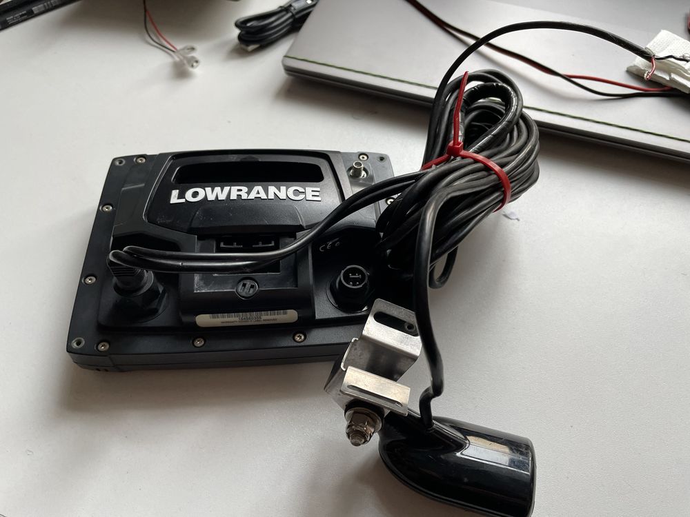 Sonar Lowrance Elite5 cu skimmer