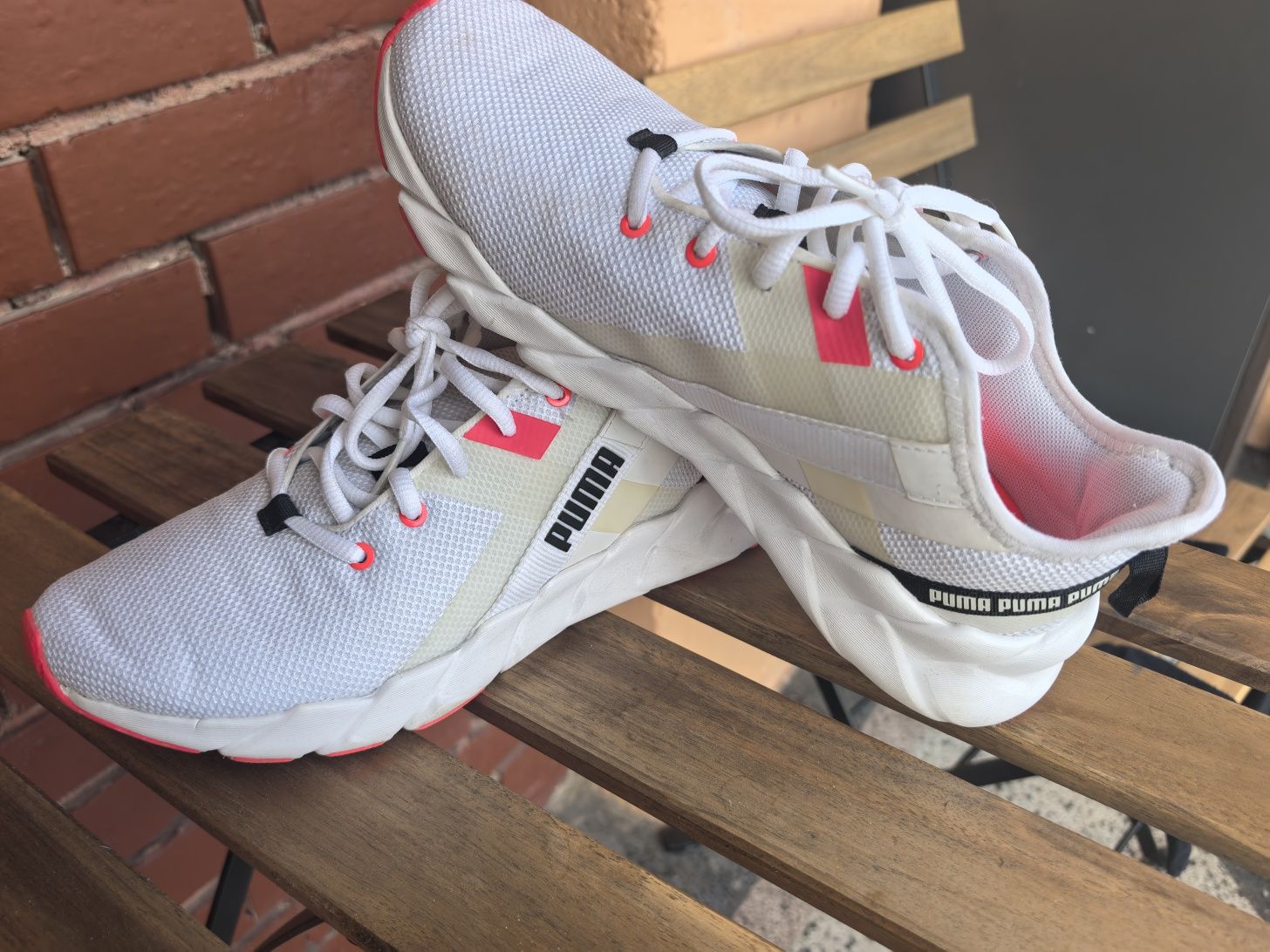 Дамски обувки Puma, бели/розови