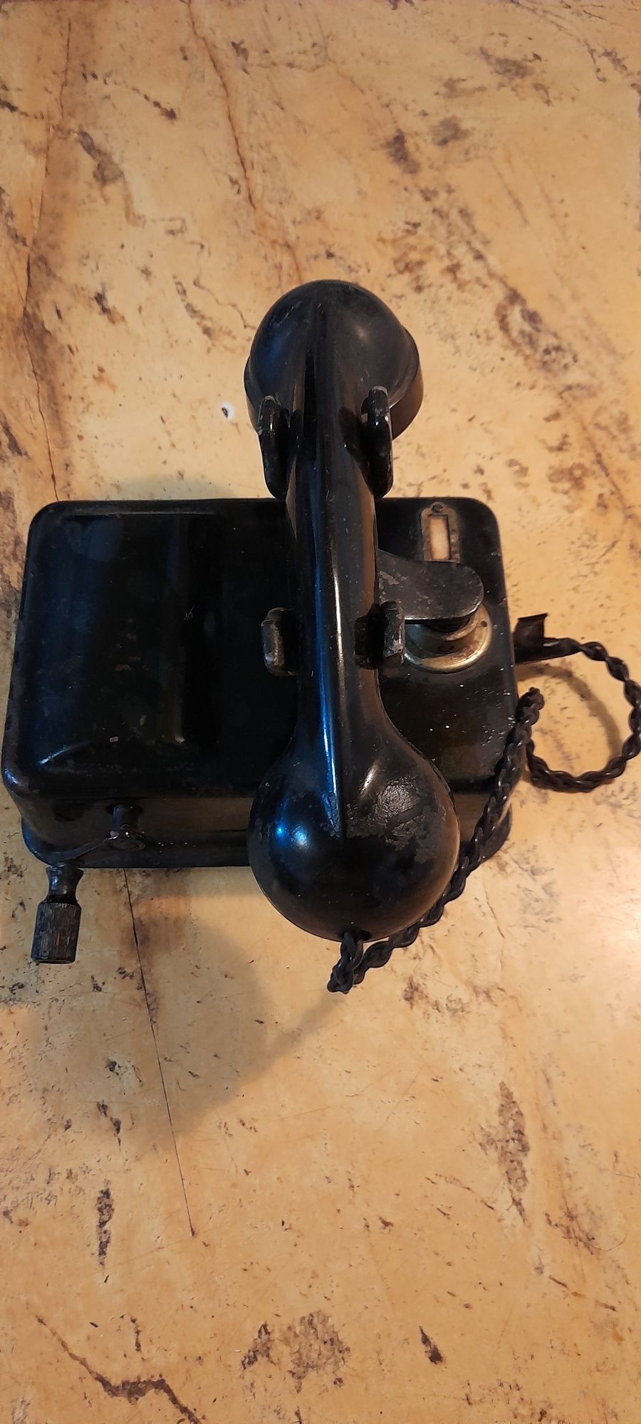 Telefon vintage cu maneta