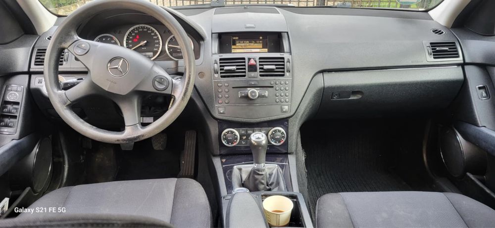 mercedez benz C220 an 2008.