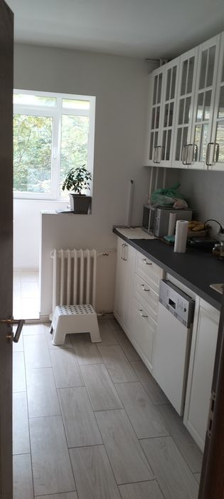 Vând Apartament 3 camere decomandat