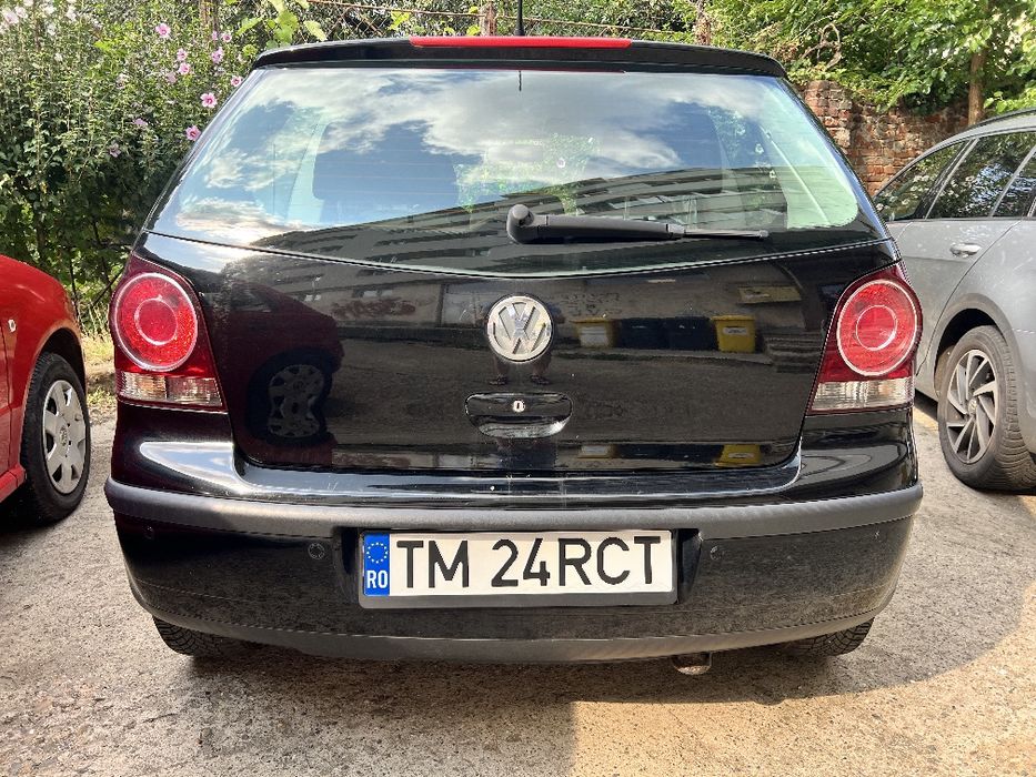 Vând Volkswagen Polo
