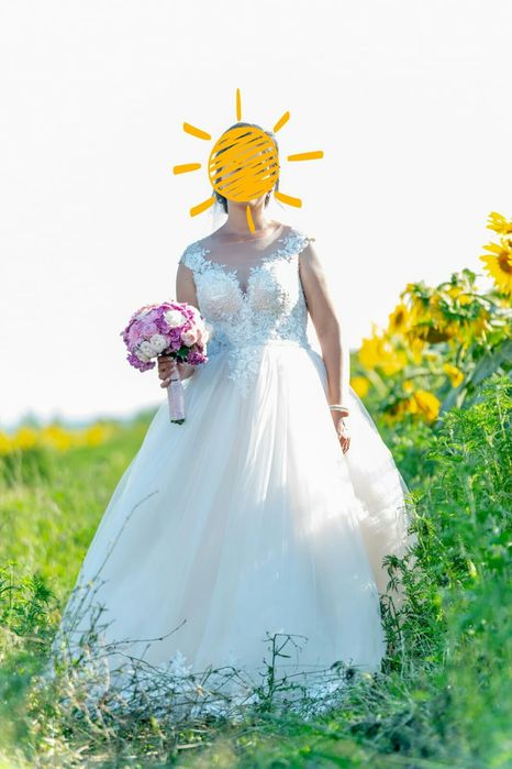 Vand rochie de mireasa