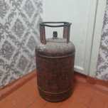 Балон кішкетай,ішіңде газы бар сатамын