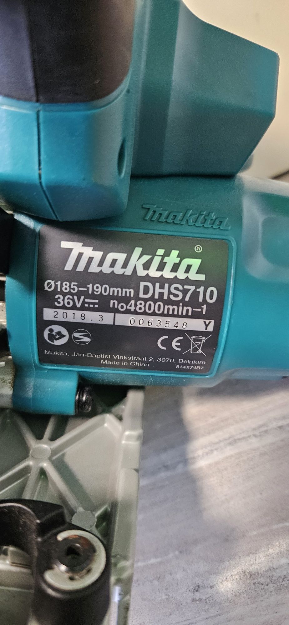 Makita Циркуляр DHS710 36V