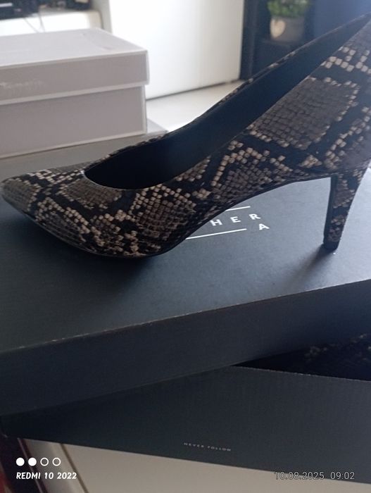 Diferite modele Pantofi damă,noi
