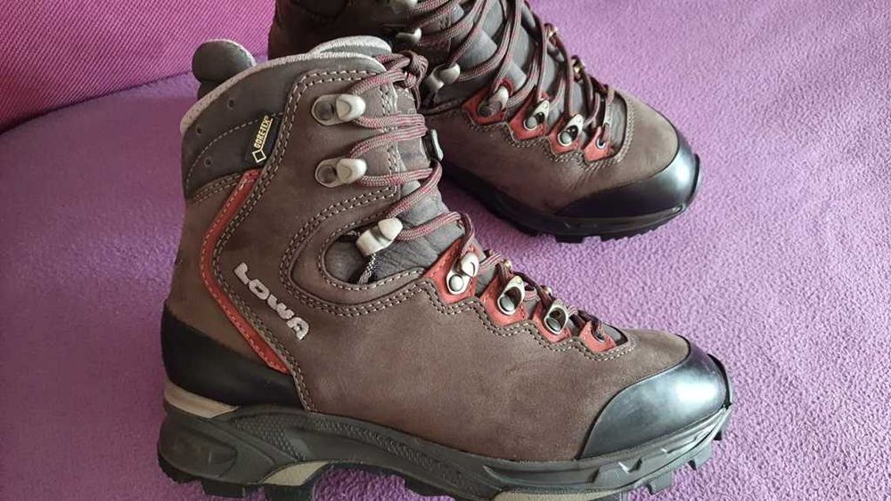 Ghete hikking LOWA Mauria Gtx goretex marimea 37,5 - 38